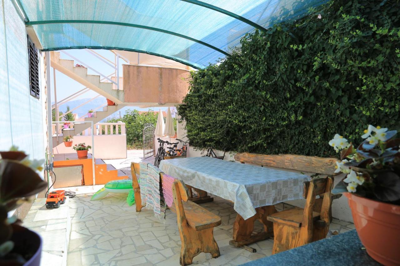 Apartments By The Sea Slatine, Ciovo - 16131 Exterior foto
