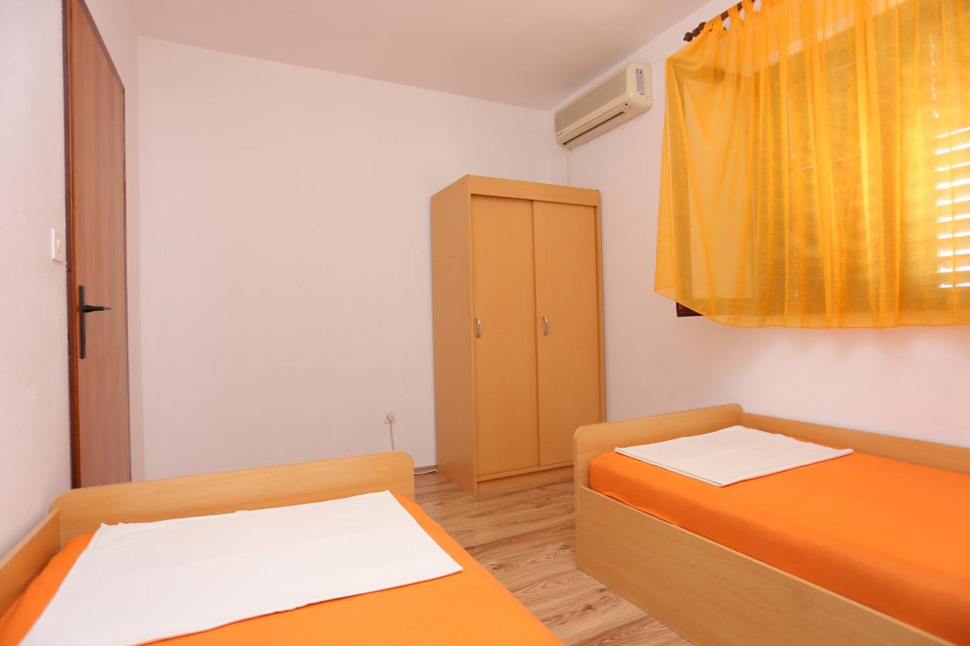 Apartments By The Sea Slatine, Ciovo - 16131 Zimmer foto