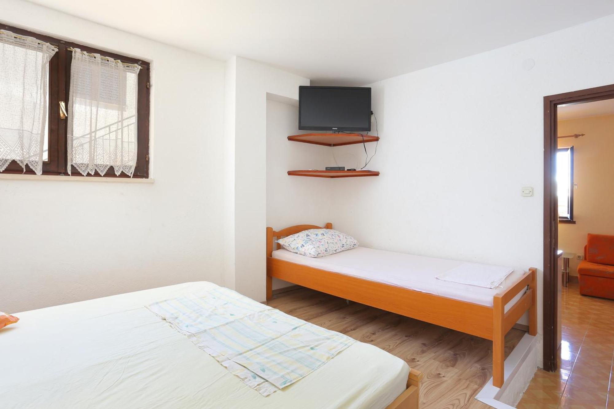 Apartments By The Sea Slatine, Ciovo - 16131 Zimmer foto